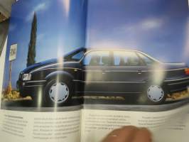 Volkswagen Passat 1992 -myyntiesite / sales brochure, in finnish