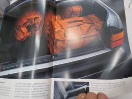 Volkswagen Passat 1992 -myyntiesite / sales brochure, in finnish