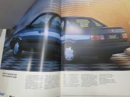 Volkswagen Passat 1990 -myyntiesite / sales brochure, in finnish