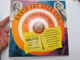 MGM Long Playing LP E 509 Betty Hutton &amp; Howard Keel - Annie Get Your Gun -äänilevy, 33 1/3 rpm 10&quot; record