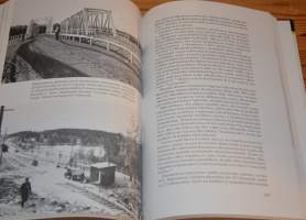 Kallantiestä Sujjaukseen : tienrakentamista ja kunnossapitoa Pohjois-Savossa 1939-1993