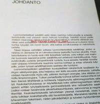 Suomi avaruudesta (Ursan julkaisuja 24)