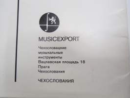 Petrof - tsekkiläisen pianotehtaan (flyygelit, pianinot ym.) venäjänkielinen myyntiesite / tuoteluettelo hyvine kuvineen -piano brochure / catalog