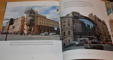 Muuttuva Pietari : huomioita kaupunkikuvasta ja arkkitehtuurista