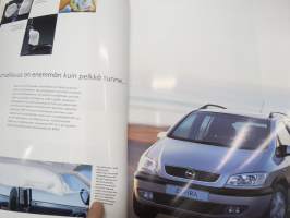 Opel Zafira 2003 -myyntiesite / sales brochure