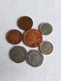 Kolikoita keräilyn aloittavalle numismatikassa, Englannista  7 kpl