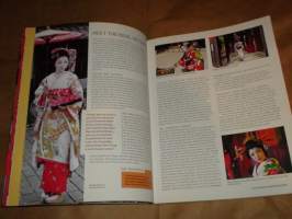 A geek in Japan Discovering the Land of Manga, Anime, Zen, and the Tea Ceremony - opas Japaninperinteisiin ja nykykulttuuriin