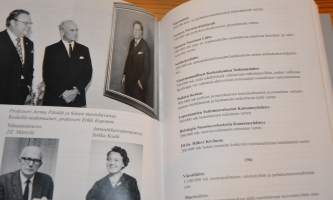 Lotta Svärd ja Alli Paasikivi