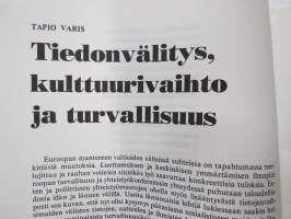 Kulttuurivihkot 1974 nr 4 - Kulttuurityöntekijäin Liitto ry julkaisu, Pushkinin runoja, ETYK, Matti Saanio, Alfredo Varela, TEnnilä - toisenlaista Pohjolaa, ym.