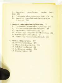 Ydinaseet ja suurvaltapolitiikka