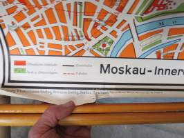 Moskau - Moskova - Westermann Schulwandkarte 1962 / Koulutarpeiden Keskusliike Oy -seinäkartta / koulukartta