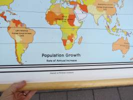 The World - Density of Population - Maailma - asukastiheys, Westerman Wal Map 1966 - seinäkartta / koulukartta