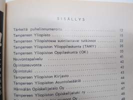 Tampereen yliopiston muistio 1967-1968 (entinen Tampereen Yhteiskunnallinen Korkeakolu) -vuosikirja opettaja-, luennoitsija sekä opiskelijatietoineen