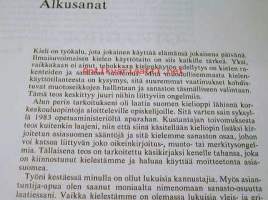 Joka kodin suomen kielenopas 