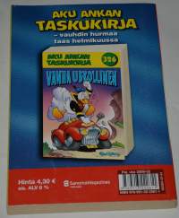 Aku Ankan taskukirja 325	Turistirysäys