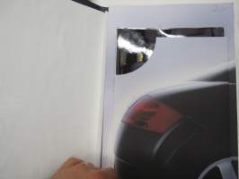 Audi TT Coupé PresseInfo 1998 -lehdistön lanseerauskansio, CD-levy puuttuu, 24 pressikuvaa, tiedote, ym.