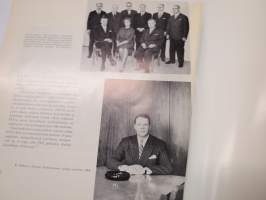 Oy Suomen Tietotoimisto - Finska Notisbyron Ab 75 vuotta 1887-1962