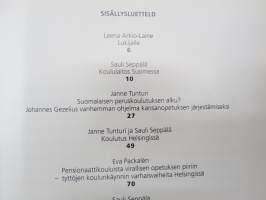Koulu museossa (Narinkka 2002) -koulumuseo Helsinki, esittelykirja