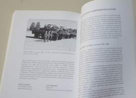 Ratsuväen vuosikirja III 2001
