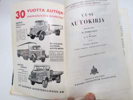 Uusi Autokirja 19. painos, mukana mm. vuoden 1961 henkilöautokuvasto