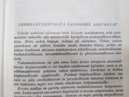 Uusi Autokirja 19. painos, mukana mm. vuoden 1961 henkilöautokuvasto