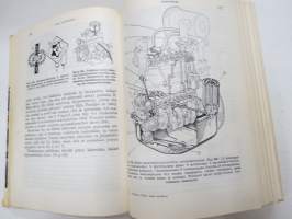 Uusi Autokirja 19. painos, mukana mm. vuoden 1961 henkilöautokuvasto