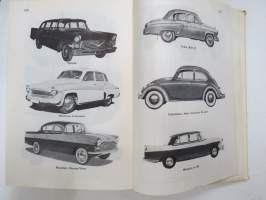 Uusi Autokirja 19. painos, mukana mm. vuoden 1961 henkilöautokuvasto