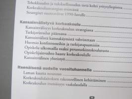 Hattu, miekka ja diplomi - Ekonomikoulusta kansainväliseksi tiedeyhteisöksi - Turun kauppakorkeakoulu 1950-2000