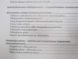 Hattu, miekka ja diplomi - Ekonomikoulusta kansainväliseksi tiedeyhteisöksi - Turun kauppakorkeakoulu 1950-2000