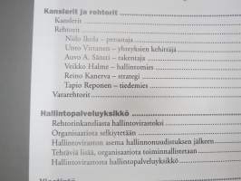 Hattu, miekka ja diplomi - Ekonomikoulusta kansainväliseksi tiedeyhteisöksi - Turun kauppakorkeakoulu 1950-2000