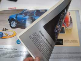 Toyota Starlet 1985 -myyntiesite / sales brochure