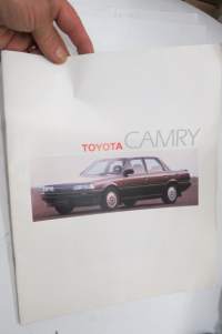 Toyota Camry 1988 -myyntiesite / sales brochure