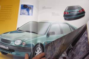 Toyota Corolla FX Liftback Sedan Wagon 1999 -myyntiesite / sales brochure