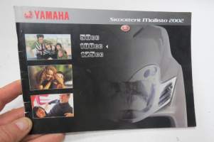 Yamaha skootterit mallisto 2002 50 cc, 100 cc, 125 cc -myyntiesite / sales brochure