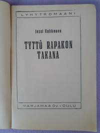 Tyttö Rapakon takana