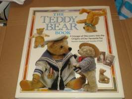 Teddy Bear book  -teddykarhu historiikki