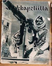 Hakkapeliitta  1941 nr 6 /kansi hiekka-aavikon ilmantorjunta, suurkaupungin ilmatorjunta, kunnian kentilllä kaatuneita- Sysmän sankarivainajia,