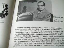 paikallislehtien liitto.1945-1970vakitan tarjous helposti paketti 19x36 x60 cm paino 35kg 5e.