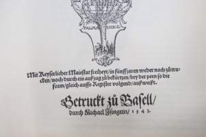 Leonharrt Fuchs Kreutterbuch 1543 -faksimile, yrttikirja näköispainos