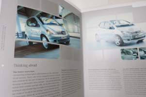 Mercedes-Benz - Striking ideas 2003