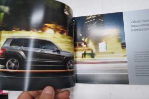 Mercedes-Benz - GLK-sarja 2010 -myyntiesite / sales brochure