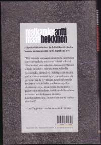 Matkamies maan, 2016. Maahanmuuttajat, pakolaiskeskus, yhteiskuntarauhattomuus, muutos, raha, rakkaus ja savonmurteinen Macbeth muodostavat hirtehisen kokonaisuuden.