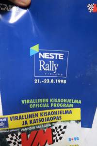 Vauhdin Maailma 1998 vuosikerta -annual volume