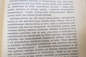Kansakoulun työtapoja I-III -perinpohjainen selostus kansakolun opetusmenetelmistä yms. koulunkäyntiin vaikuttavista asioista