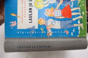 Laulan ja soitan - Koulun musiikkikirja, laulujen nimet näkyvät kohteen kuvissa