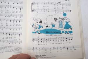 Laulan ja soitan - Koulun musiikkikirja, laulujen nimet näkyvät kohteen kuvissa
