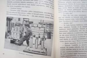 Valitsemme ammattia - lyhyt opas kansakoulun 7.-8. luokan oppilaille