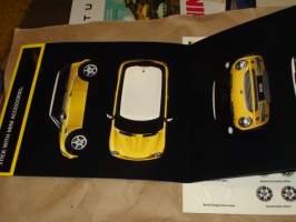 Mini deressing up kit esite