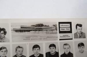 Kuopion (Kuopio) Klassillinen Lyseo luokka 6 B lukuvuosi 1965-66 -valokuva / photograph