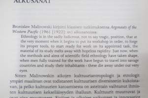 Matka ikuiseen kesään - Kulttuuriantropologinen näkökulma suomalaisten etelänmatkailuun